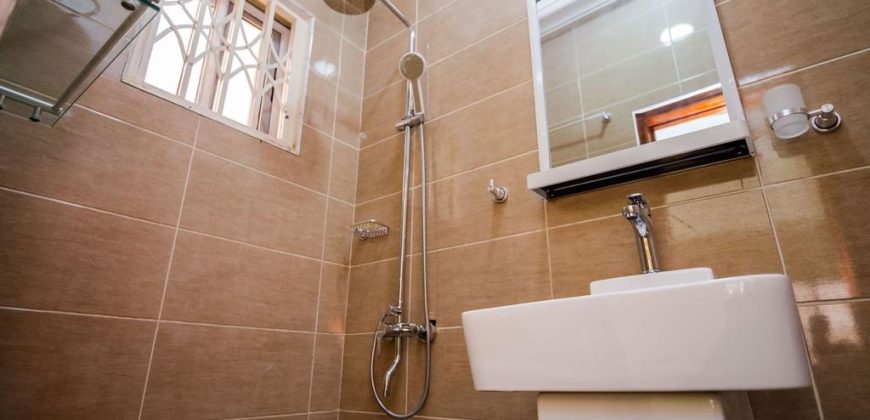 Stunning 3-Bedroom House – Prime Location